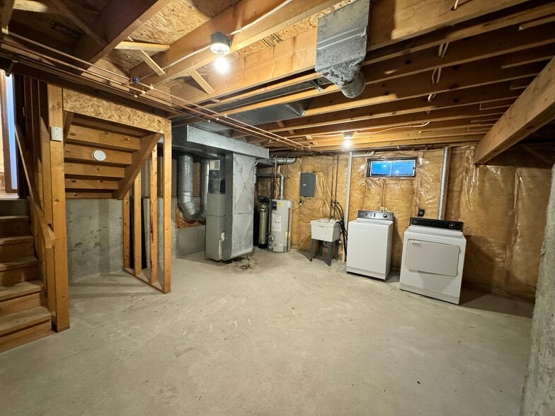 Basement - 893 S Main St