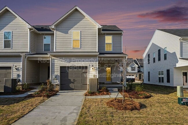 Building Photo - 2124 Cobble Ct