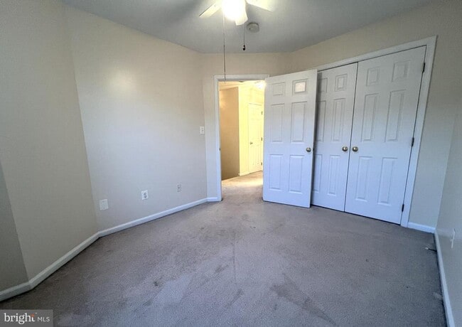 Building Photo - 45504 Trail Run Terrace