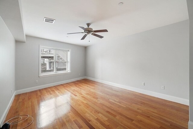 Building Photo - 120 W 7th St