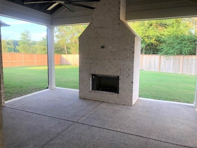 Building Photo - 1302 Belfair Dr