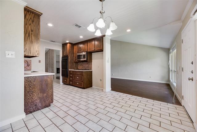 Building Photo - 908 Prestwick Ln