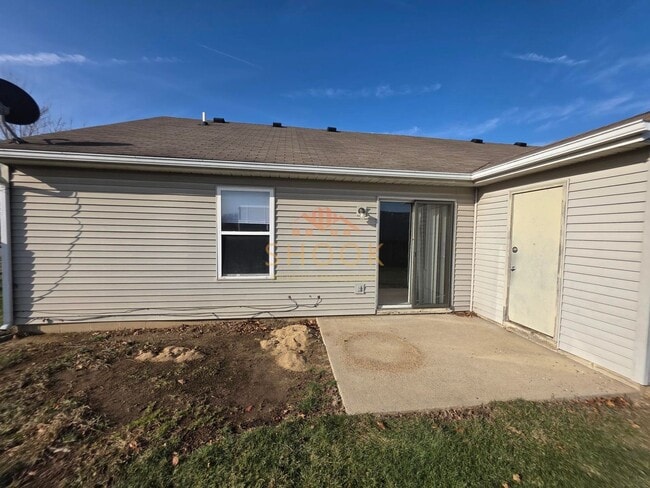 Building Photo - 2859/2861 Plaza Ct