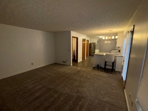 Building Photo - 2459 Breathstone Dr