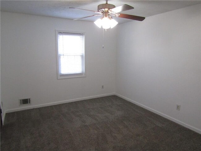 Building Photo - 1106 Westwood Pl SW