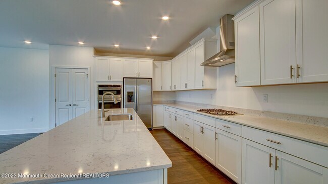 Building Photo - 101 Pilot St