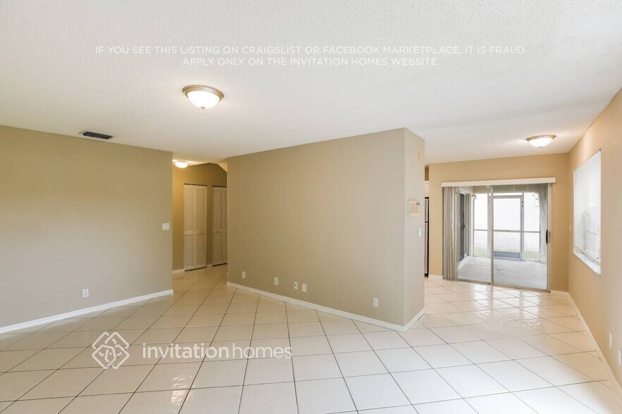 Building Photo - 8380 NW 46th Dr