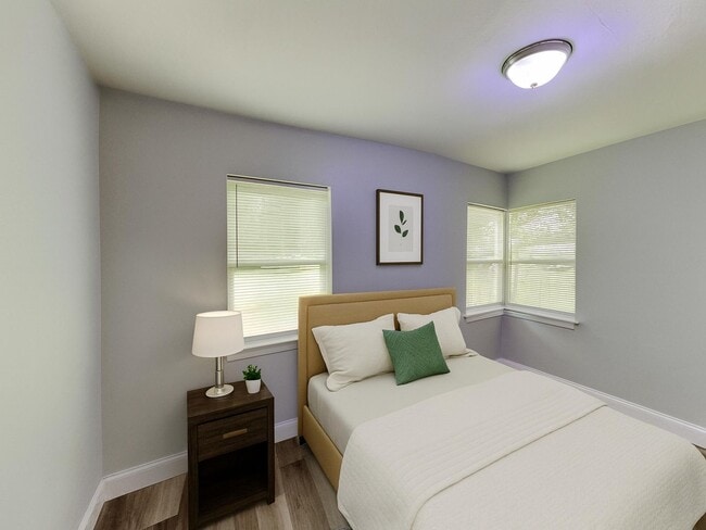 Building Photo - 3BR/1.5BA Home in Jacksonville FL w/ Spaci...