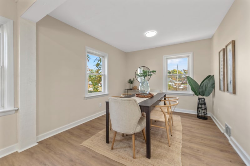 Building Photo - 1210 Gahan Dr