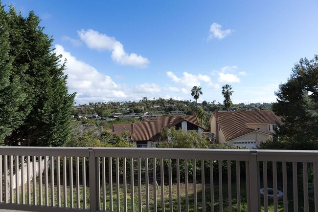 Building Photo - Coming Soon!! Henie Hills Single Family Home