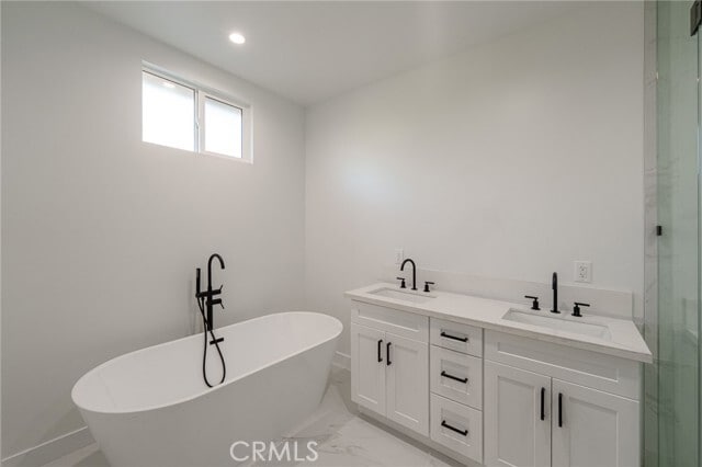 Building Photo - 14121 Emelita St