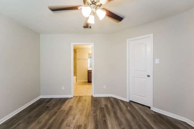 Building Photo - 25072 Authors Dr