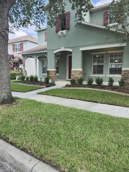Building Photo - 13667 Phoenix Dr