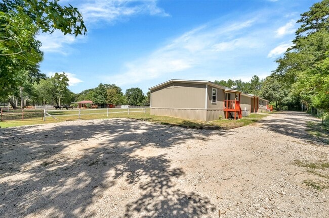 Building Photo - 26768 Dobbin-Huffsmith Rd