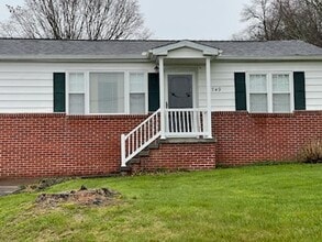 Building Photo - 749 W Union Valley Rd