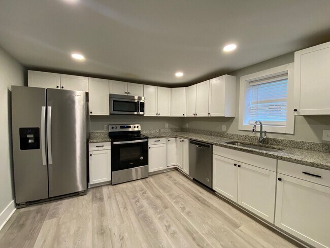 Building Photo - PRE-LEASING FOR AUGUST 2026!