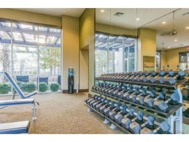 Building Photo - Executive 2-Bedroom Condo in the Prestigious South Bay 360 Community