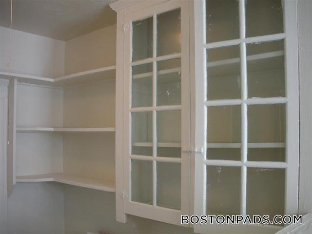 Building Photo - 1163 Boylston St
