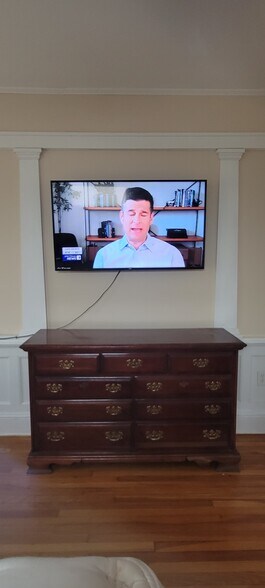 Building Photo - 15 N Jay St