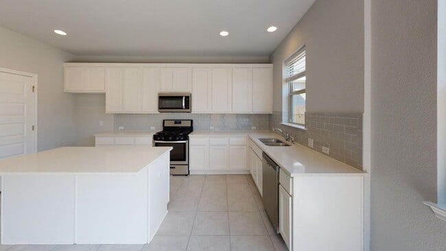 Building Photo - 2108 Pecan Island Dr