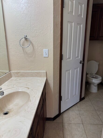 Building Photo - 505 SW 164th Ter