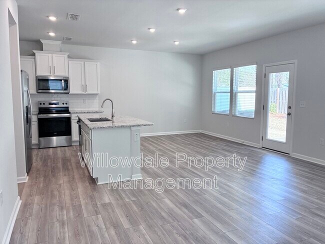 Building Photo - 866 McKenzie Pk Ter