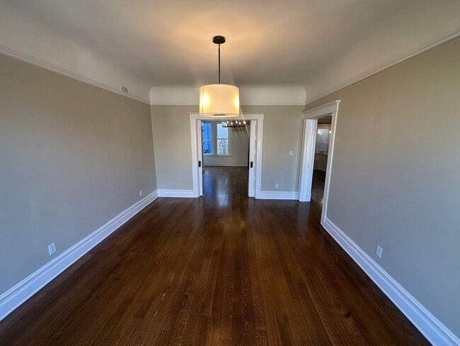 Building Photo - 817-821 Oak Street (7057r)