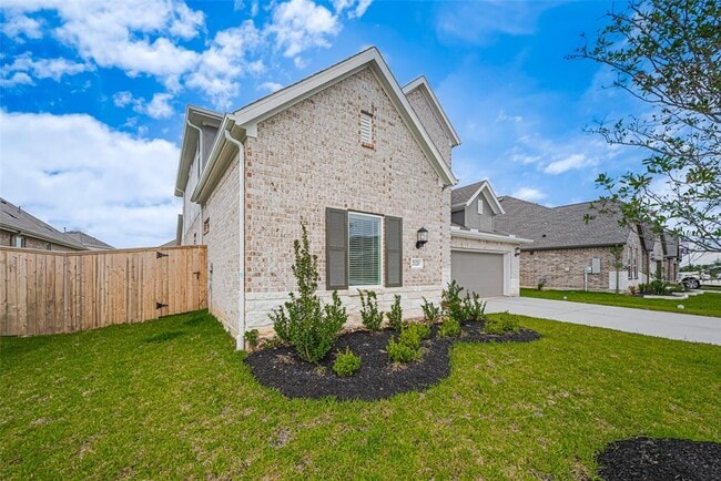 Building Photo - 2120 Toyhill Fls Ln
