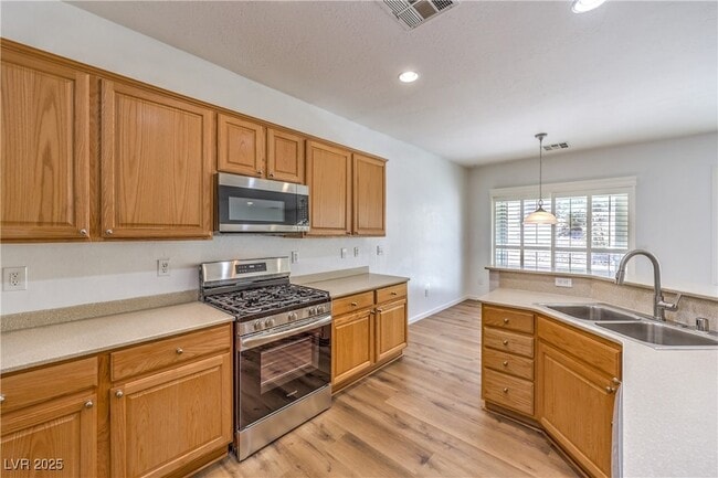 Building Photo - 2535 Jada Dr