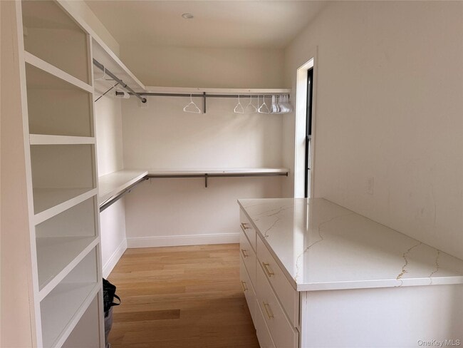 Building Photo - 6 Conifer Ct