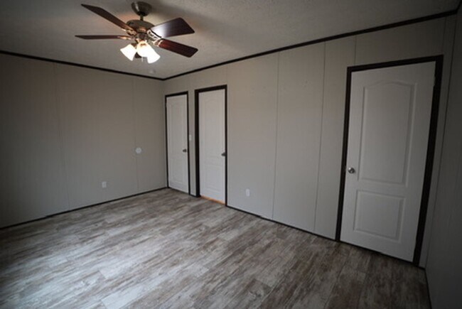 Building Photo - Spacious 2020 Clayton Home Awaits You just 1 mile to JSU!