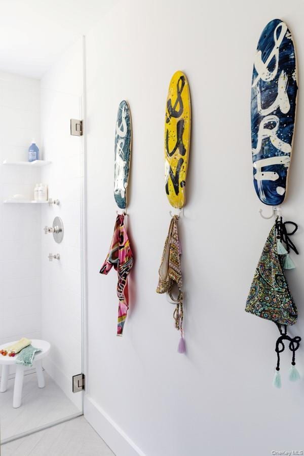 Building Photo - 48 Middle Pond Rd