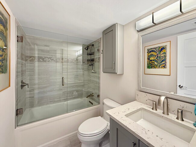 Building Photo - 4200 N Ocean Dr