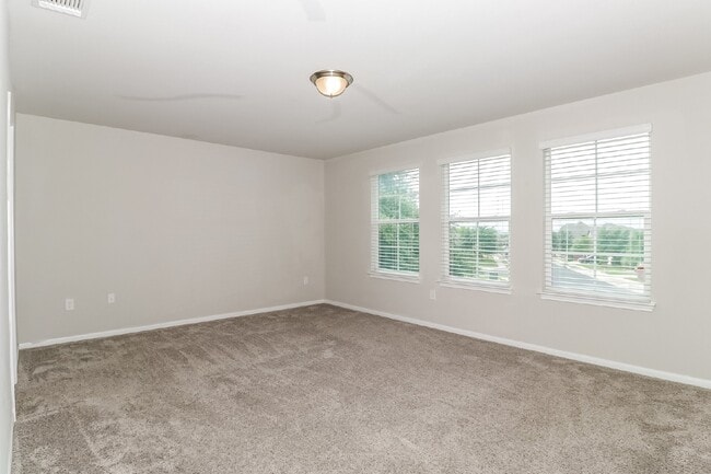 Building Photo - 9201 Sawyer Fay Ln