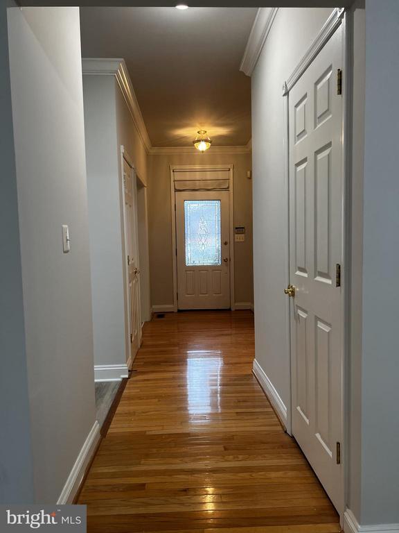 Building Photo - 101 Westgate Way