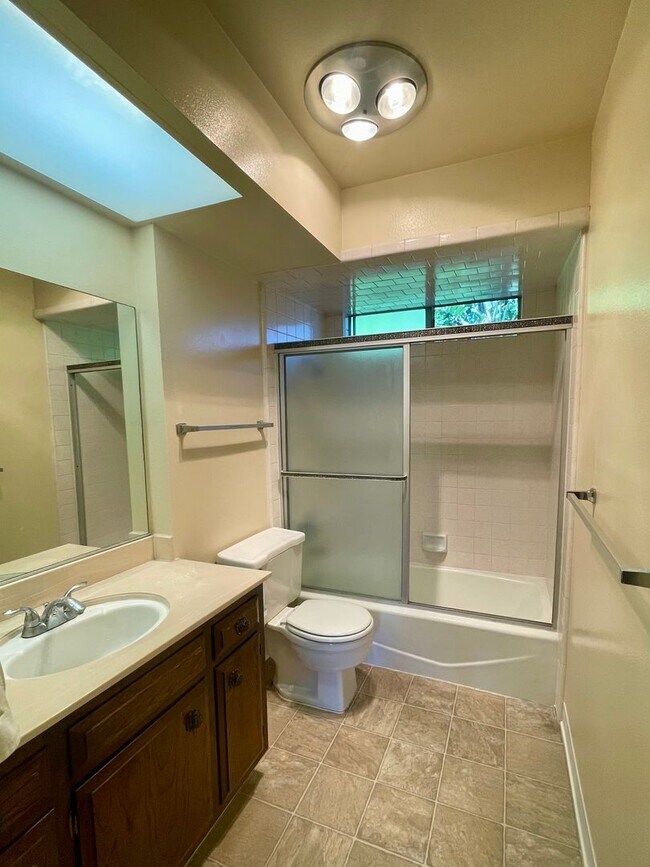Building Photo - 755 Firenze Pl