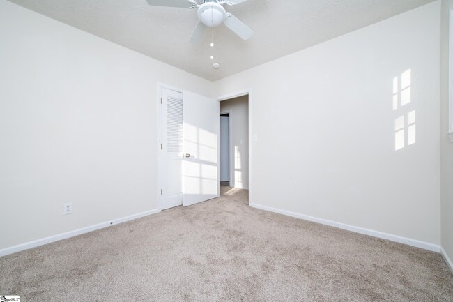 Building Photo - 125 Newgate Dr