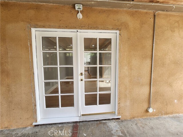 Building Photo - 14329 Emelita St
