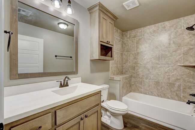 Building Photo - 5804 Campbell Creek Dr