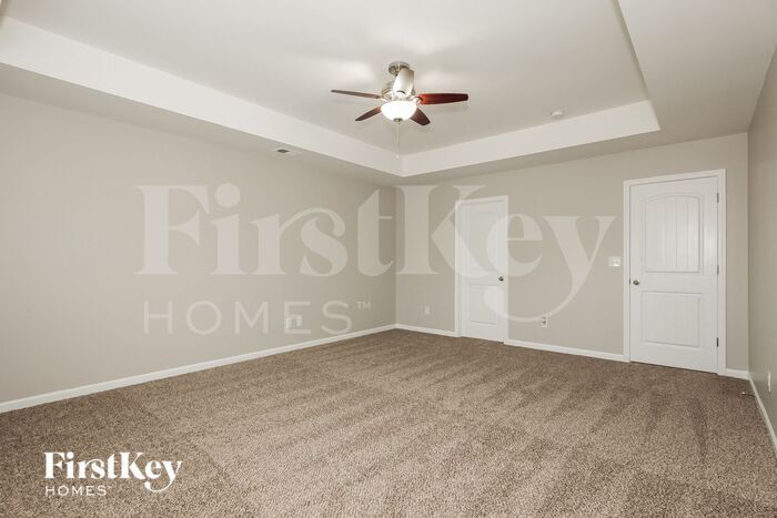 Building Photo - 402 Knothole Ln