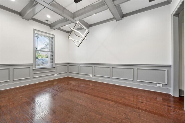 Building Photo - 4530 Point Rock Dr