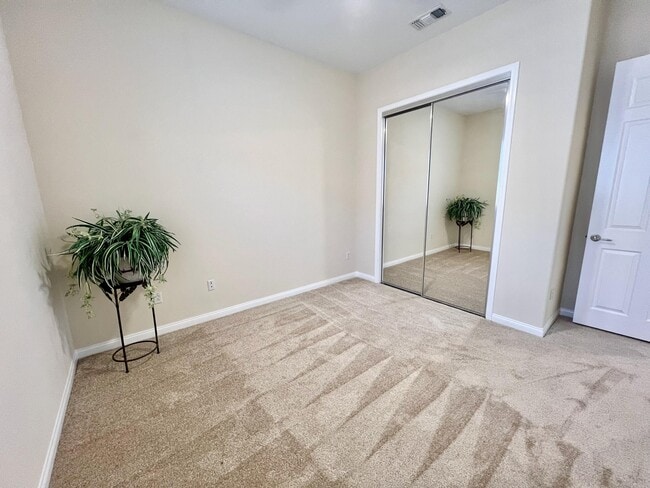 Building Photo - 81952 Avenida Bienvenida