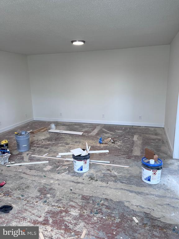 Building Photo - 636 Gravel Pike