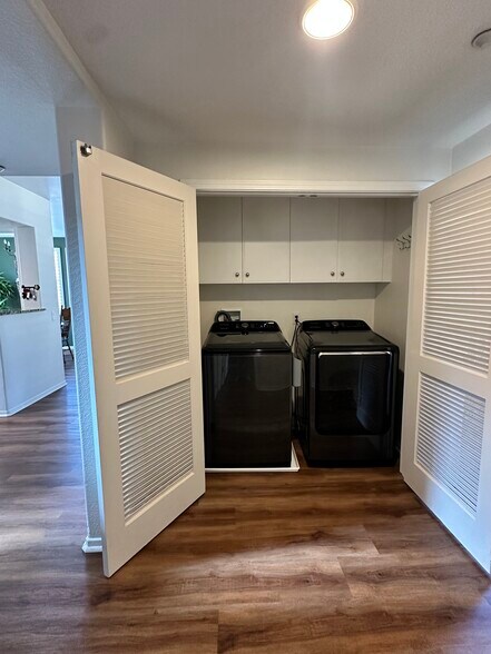 Building Photo - 732 Portside Pl