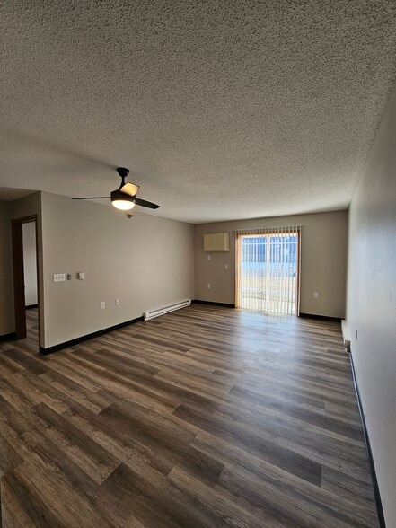 Building Photo - Wilkeshire Apartments