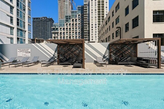 Building Photo - 1262 Kettner Blvd