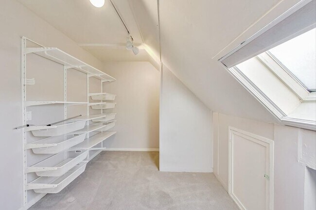 Building Photo - 159 Emerson St