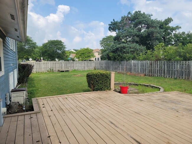 Building Photo - 4112 Crimson Dr