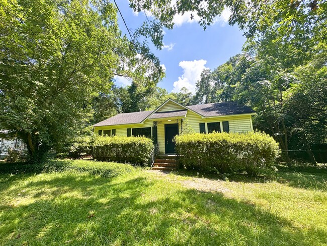 Building Photo - 4823 Auburn Dr N