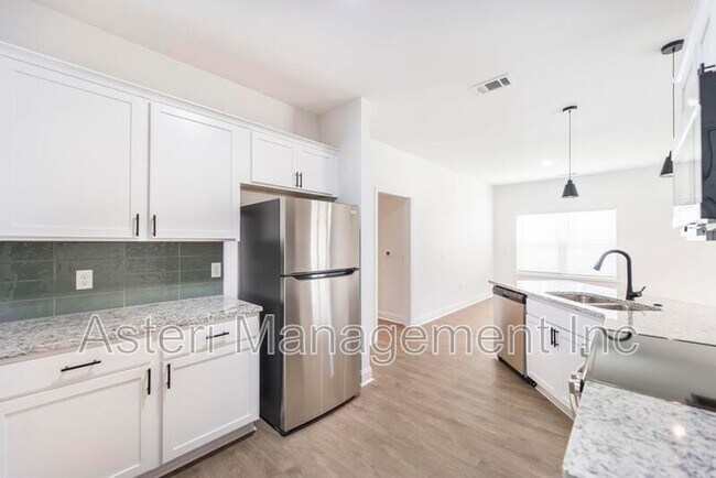 Building Photo - 2141 Houston Lake Rd